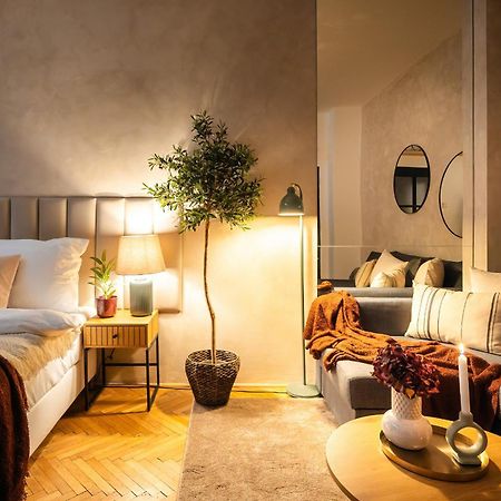 2Br 1,5Bath Chic City Suite Near Wenceslas Square Praga Exterior foto