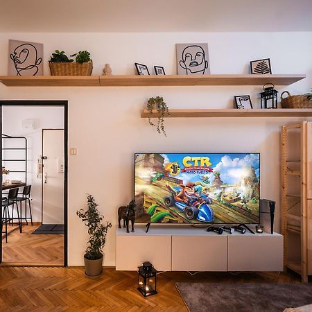 2Br 1,5Bath Chic City Suite Near Wenceslas Square Praga Exterior foto